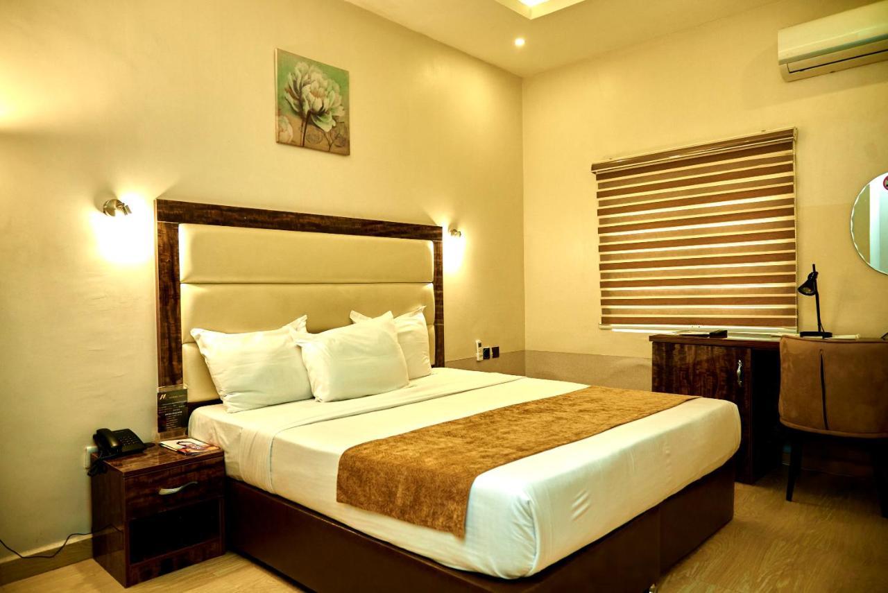 Hotel Mayfair Maitama 4*